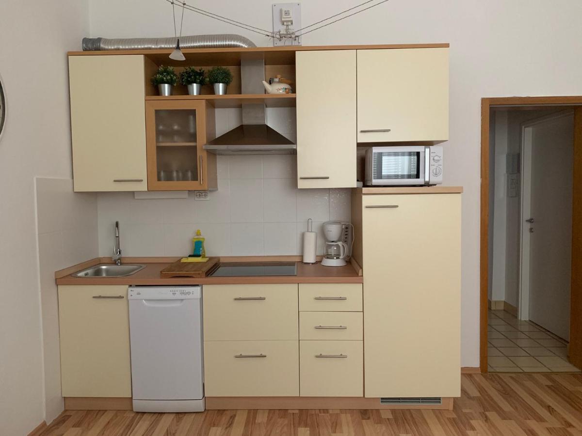 N&N Apartments Jadranovo Luaran gambar