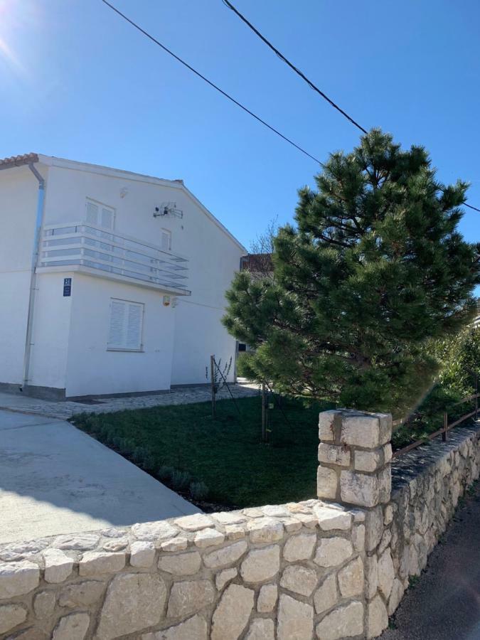 N&N Apartments Jadranovo Luaran gambar